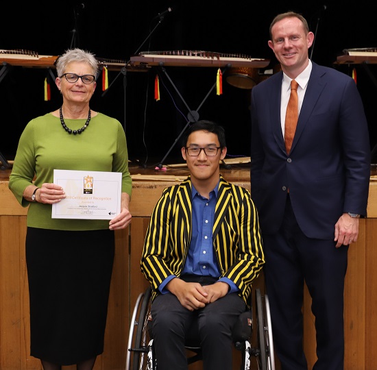 Jackie Stratford with Mayor Darcy Byrne and Zarni Tun 2019 Young Citizen of the Year and member of the Balmain Parra Rowing Team